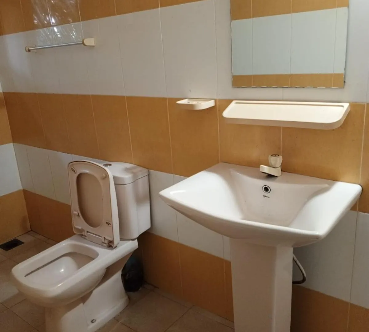 Hotel Friendstar Minuwangoda